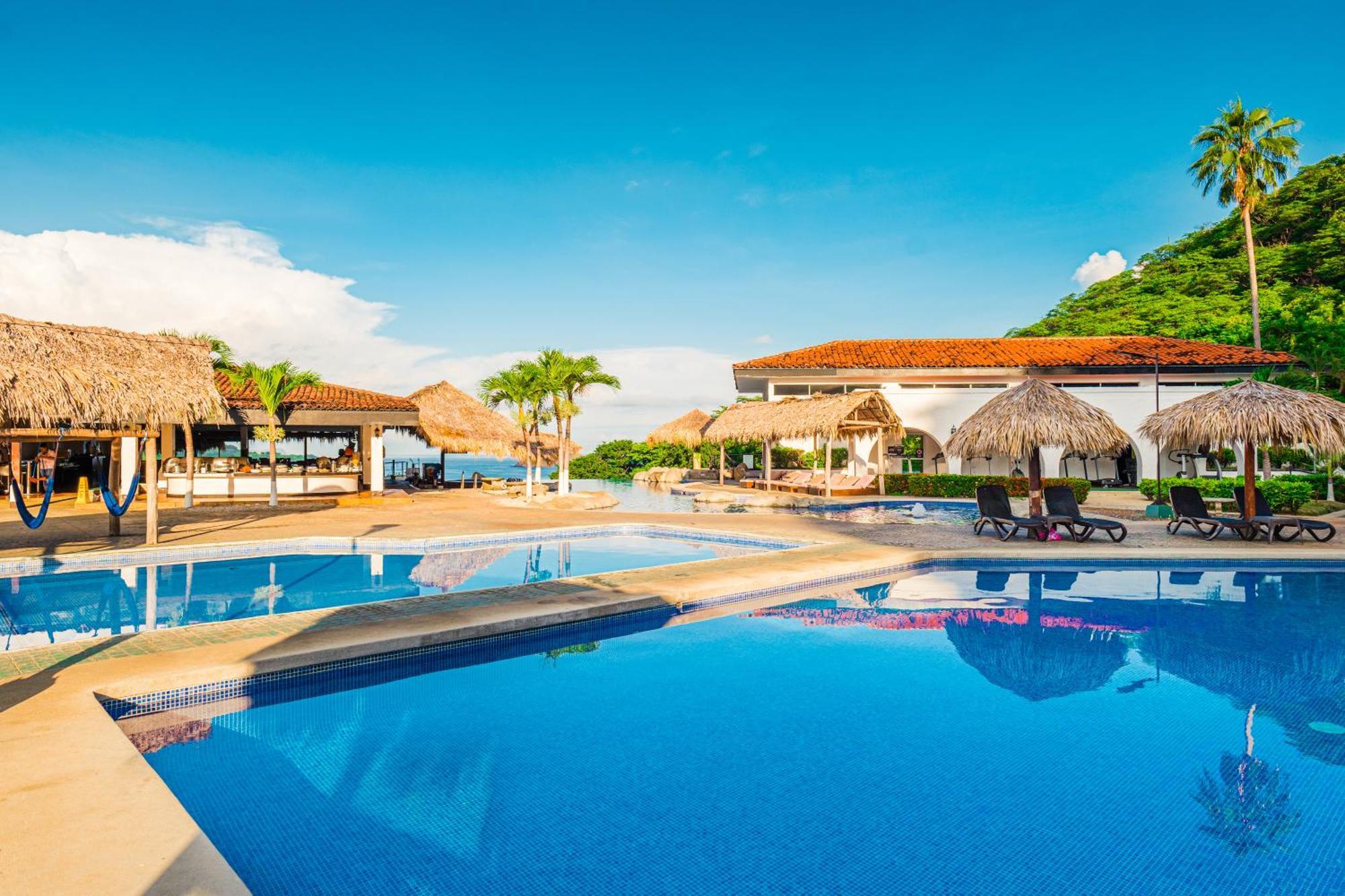 Condovac La Costa All Inclusive Playa Hermosa  Exterior photo
