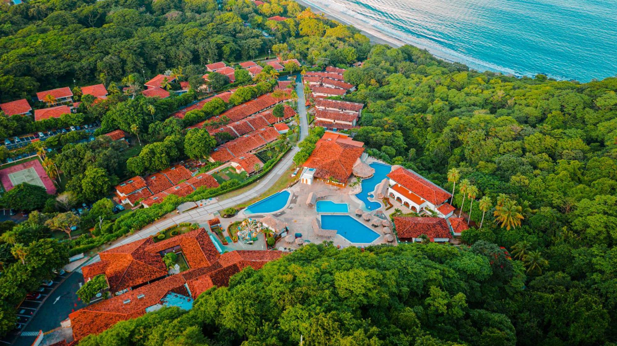 Condovac La Costa All Inclusive Playa Hermosa  Exterior photo